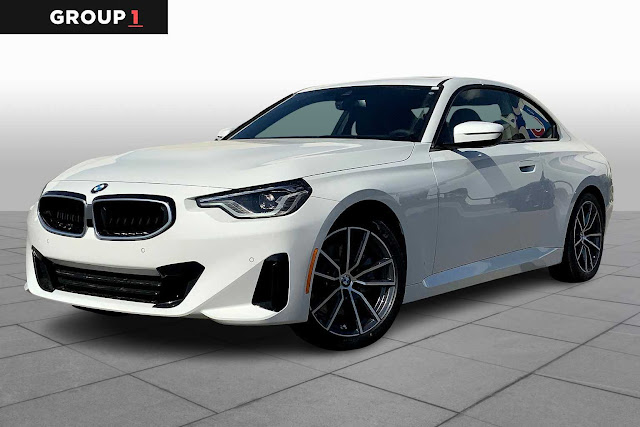 2025 BMW 230i 230i