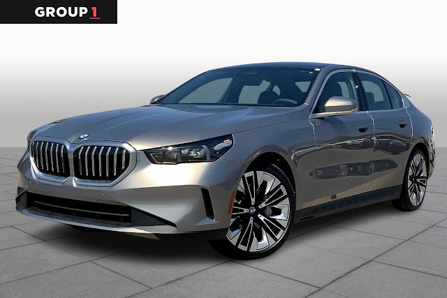 2026 BMW 5 Series 530i