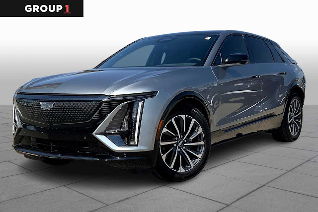 2025 Cadillac LYRIQ Sport