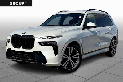 2023 BMW X7