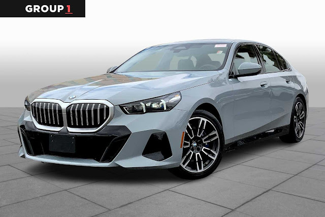 2025 BMW 5 Series 530i xDrive