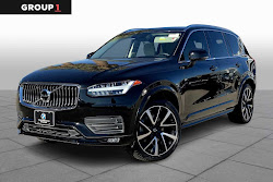 2022 Volvo XC90 Momentum