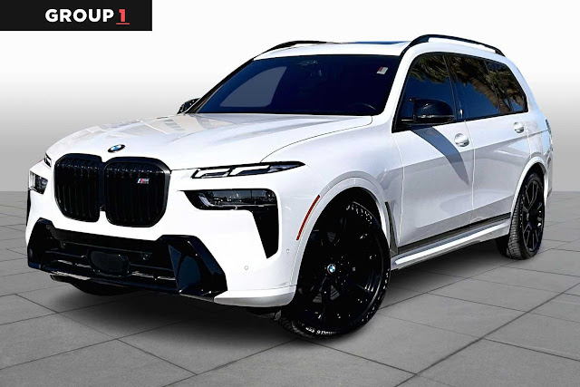 2025 BMW X7 M60i
