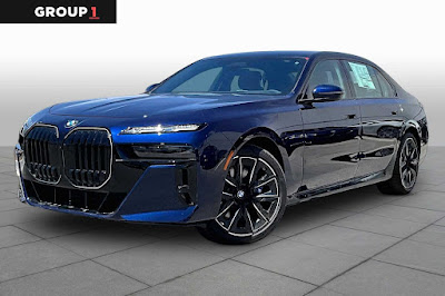 2026 BMW 740i