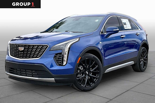 2023 Cadillac XT4 AWD Premium Luxury