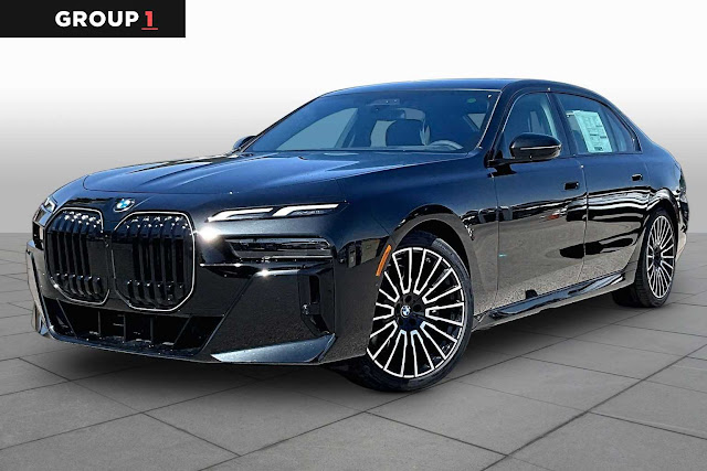 2026 BMW 740i 740i