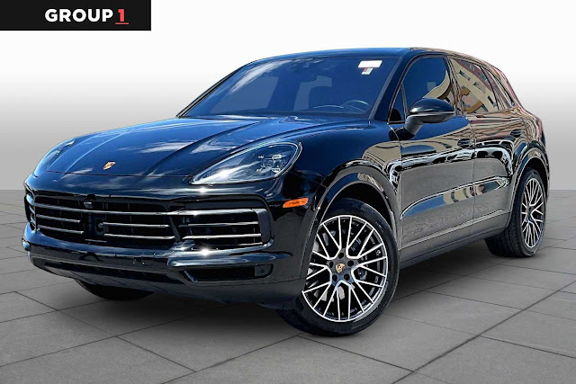 2023 Porsche Cayenne Platinum Edition