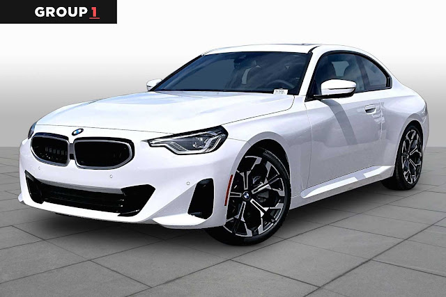 2026 BMW 230i 230i